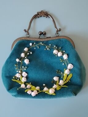 Handmade Teal Floral Embroidered Kiss-Lock Clutch